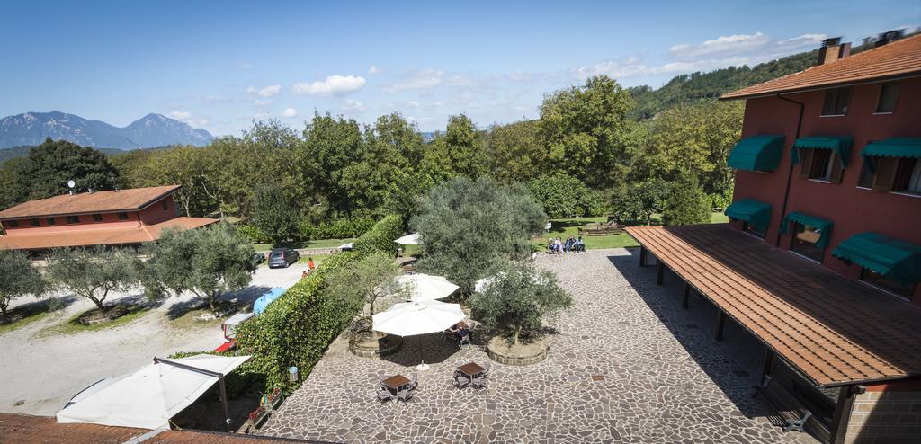 Agriturismo Ricciardelli Villa Contrada  Buitenkant foto
