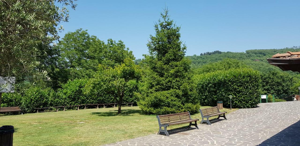 Agriturismo Ricciardelli Villa Contrada  Buitenkant foto