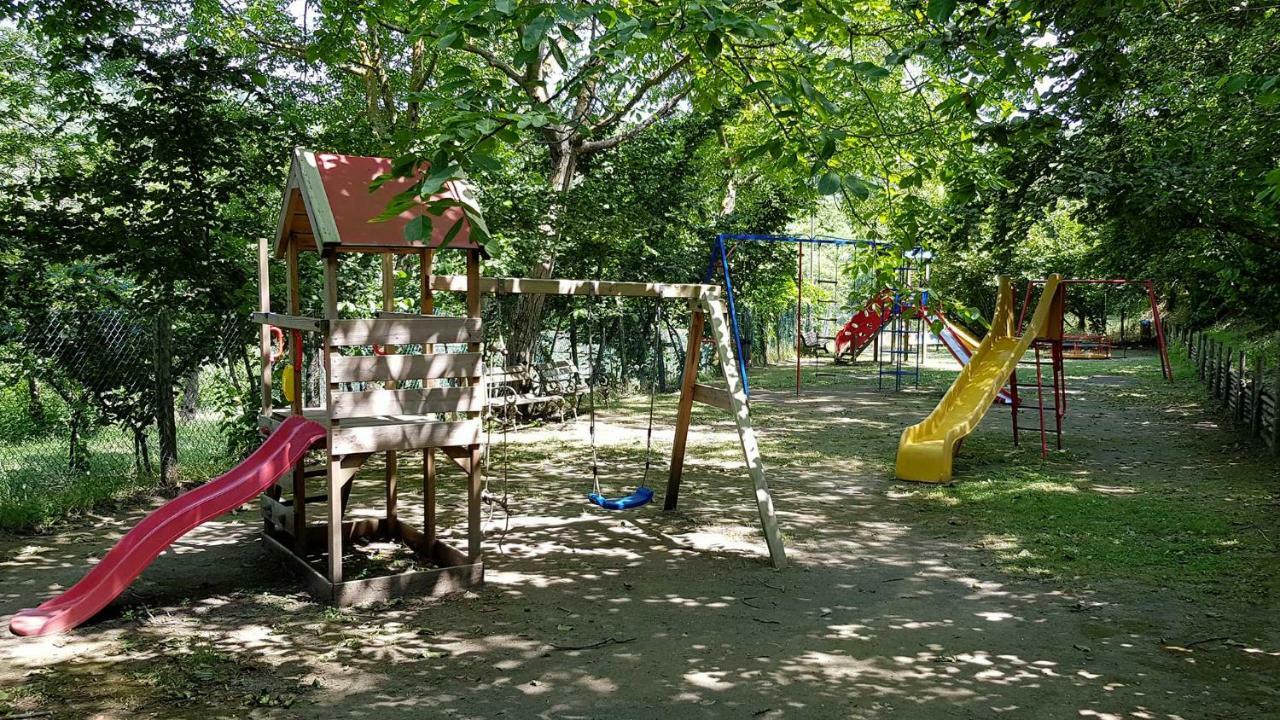 Agriturismo Ricciardelli Villa Contrada  Buitenkant foto